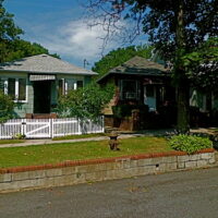 This is an image of College Point Cottages